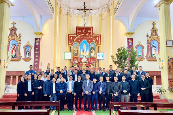 Giáo Hạt Tây Hưng Yên tổ chức tất niên tại Giáo xứ Đền Thánh Tử Đạo Ngọc Đồng