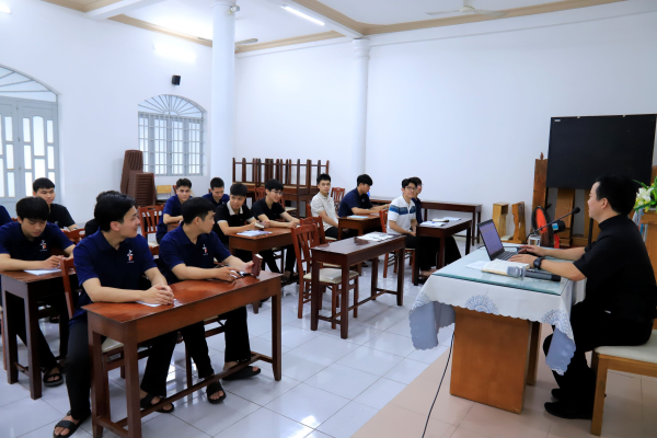 Dự tu Giáo phận Thái Bình – miền Nam: Tĩnh tâm đầu năm học 2026-2027