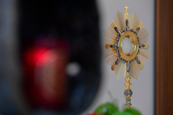 Cử hành sáng kiến 