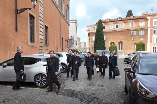 Hội đồng Giám mục Việt Nam đã tới Rôma và chương trình viếng thăm “Ad limina”