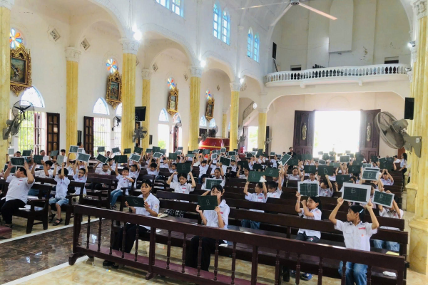 Giáo xứ Đồng Quan và Giáo xứ Luật Trung: Cùng nhau học hỏi Tin Mừng theo Thánh sử Lu-ca
