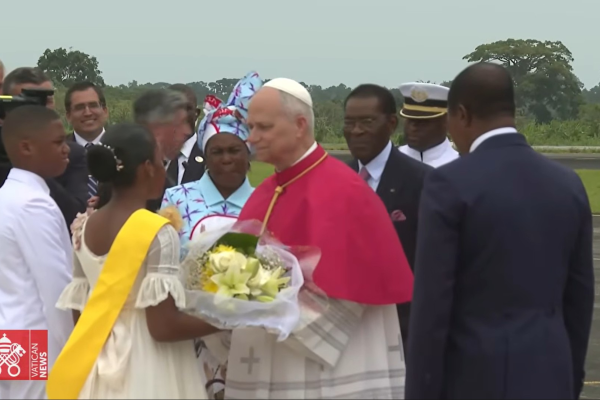 [Highlights] Ngày đầu tiên trong chuyến viếng thăm Guinea Xích Đạo của ĐTC Lêô XIV
