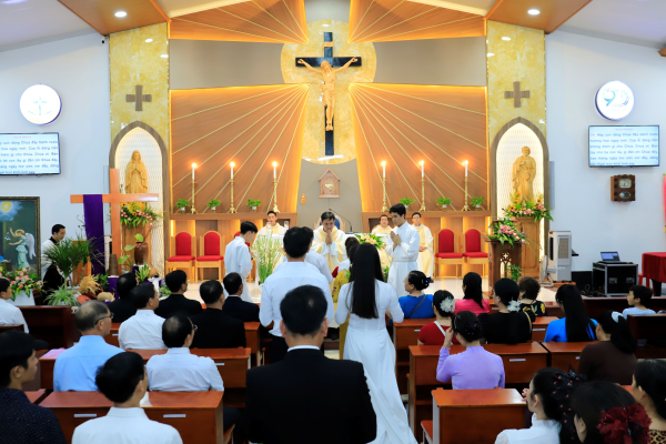 Thánh lễ Truyền Tin tại Trụ sở Thái Bình – mừng lễ Quan thầy cộng đoàn Đồng hương Giáo xứ Truyền Tin – Miền Nam