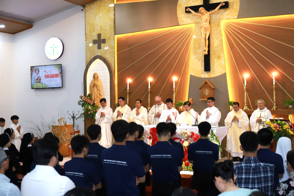 Dự tu Giáo phận Thái Bình – Miền Nam: Thánh lễ tạ ơn cuối năm và cầu bình an cho quý ân nhân, thân nhân