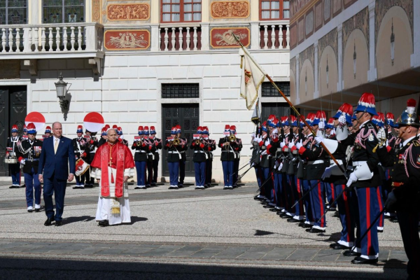 Đức Thánh Cha thăm hữu nghị Thân Vương Monaco