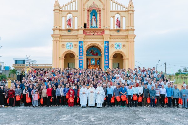 Giáo họ Ngọc Châu - Giáo xứ Hợp Châu: Ngày hội ngộ Người Cao Tuổi và Anh Chị Em Tân Tòng năm 2025
